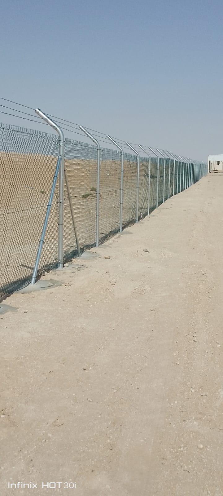 شبوك طويلة للأراضي